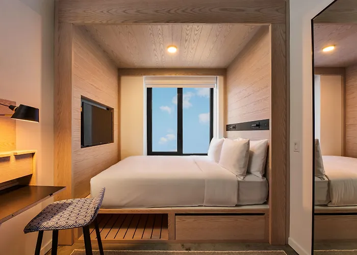 Radio Hotel New York